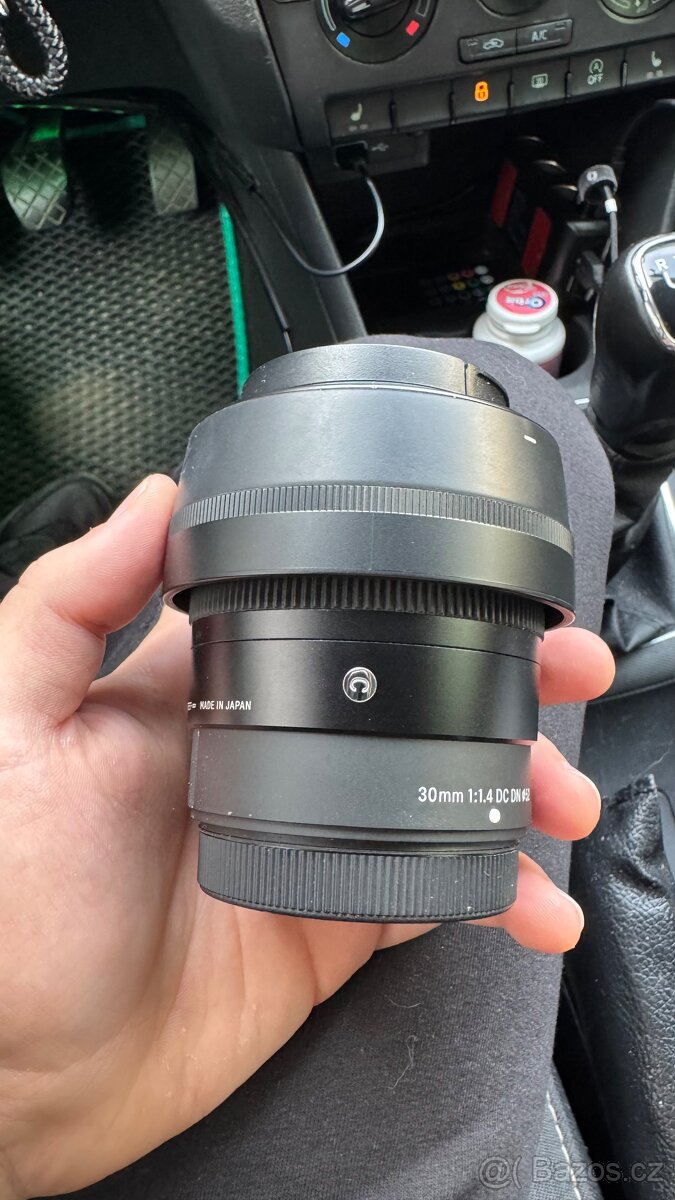 Sigma 30mm f/1.4 DC DN Contemporary pro Fujifilm X-Mount.