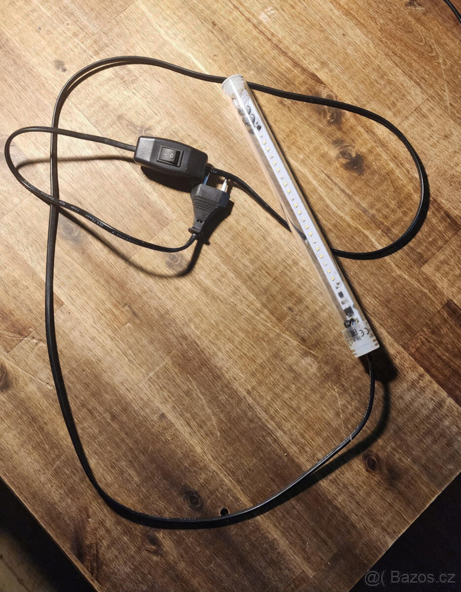 Akvarijní světlo Aquael LEDDY Tube Day and Night Sunny 7W