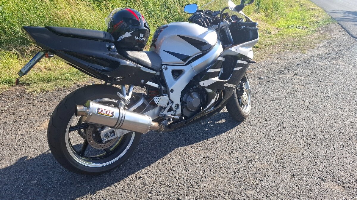 Honda CBR 900RR