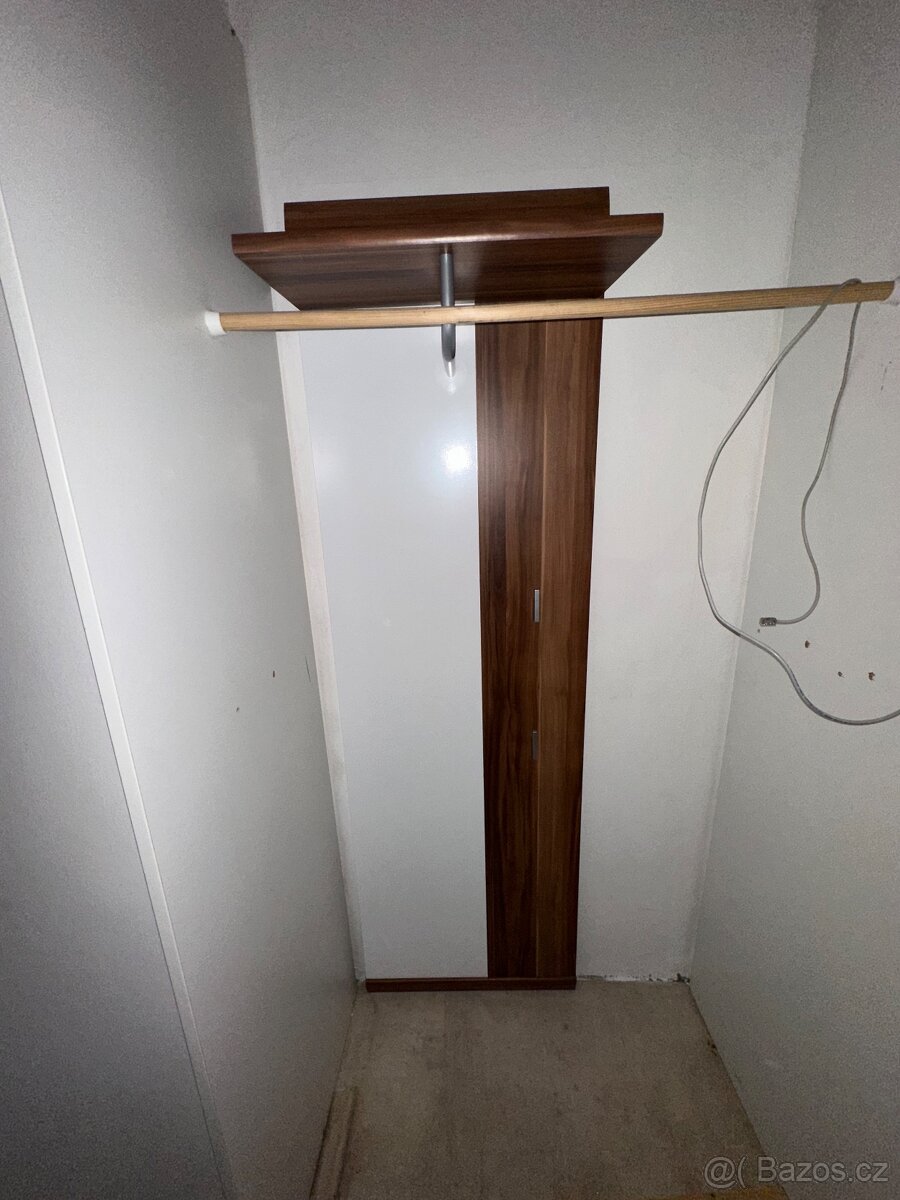 Prodám vybavení bytu