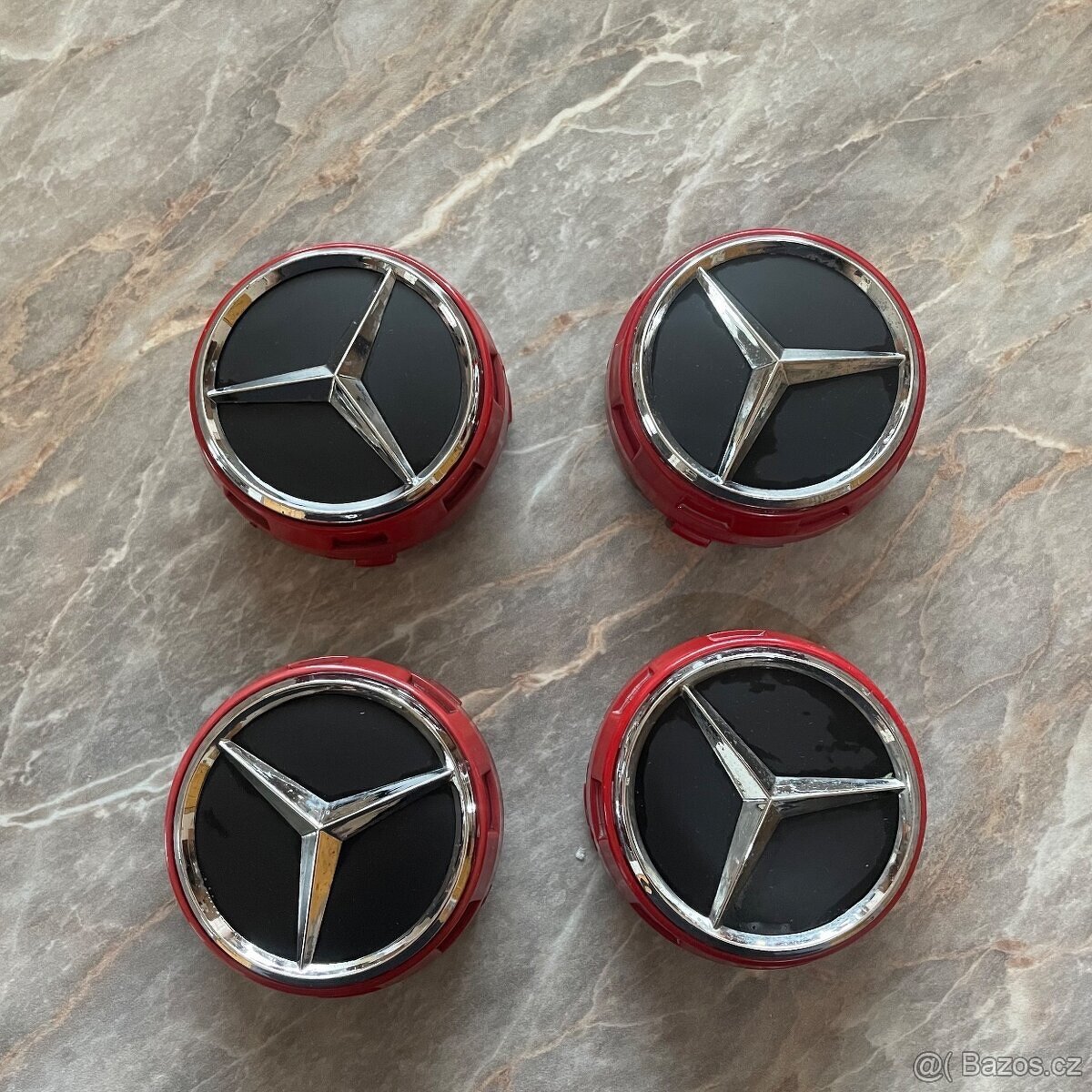 Krytky kol Mercedes AMG