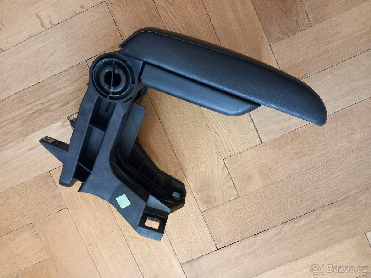 BMW e46 loketní opěrka