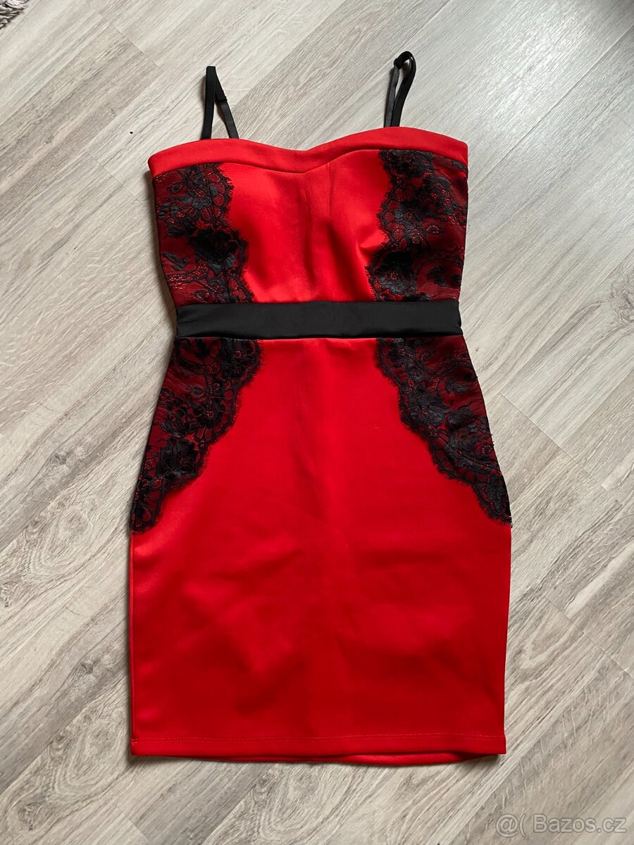 Společenské elegantní šaty