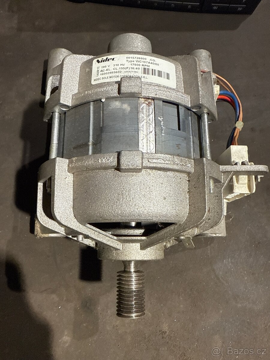 Motor z pračky plně funkční WC107A40100