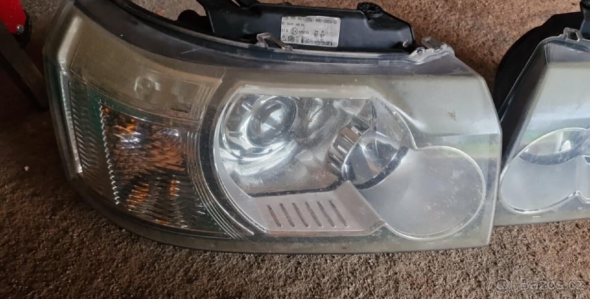 Land Rover Freelander 2 - Přední světlomety