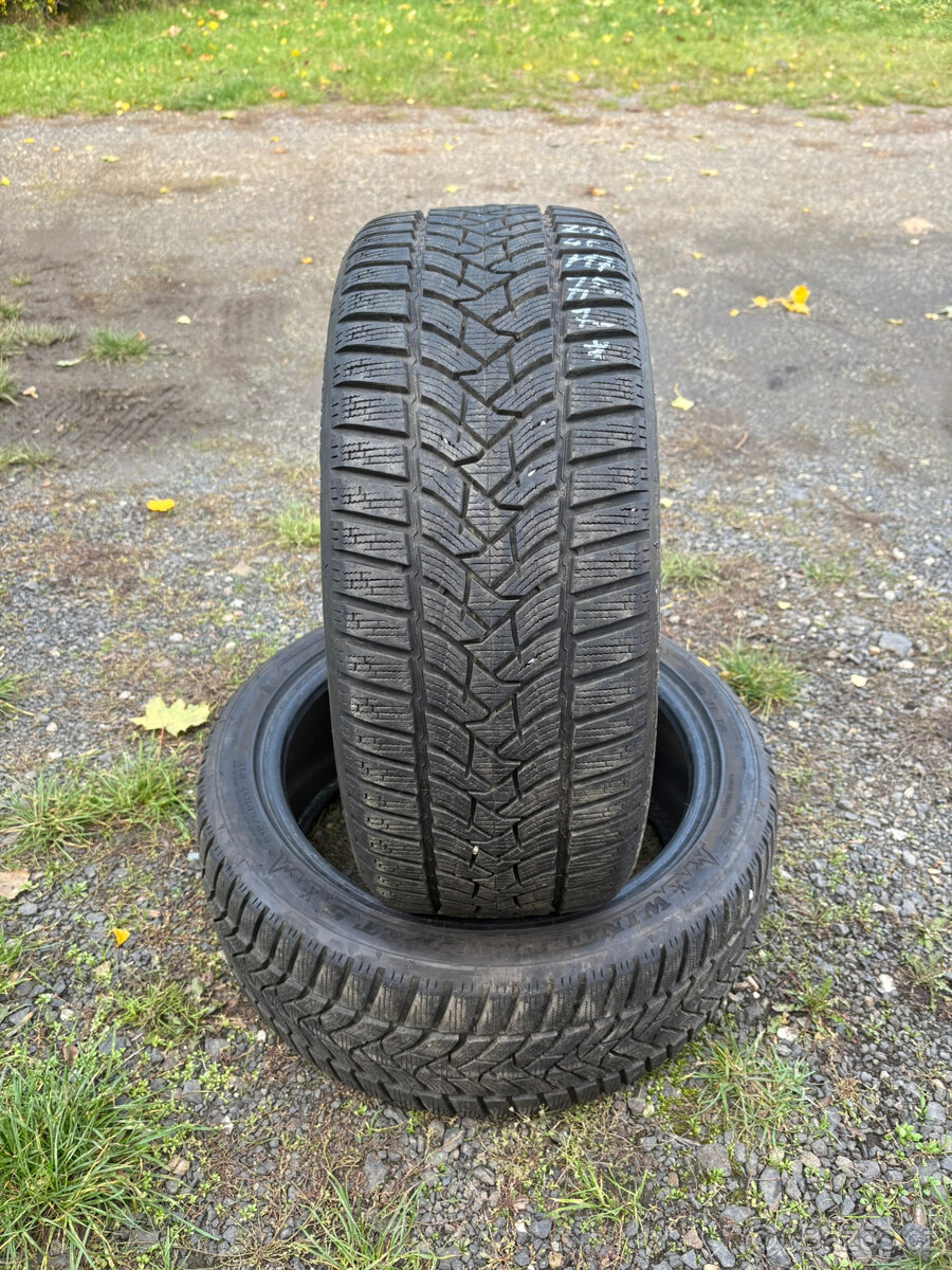2ks zimní pneu Dunlop 215/45/17