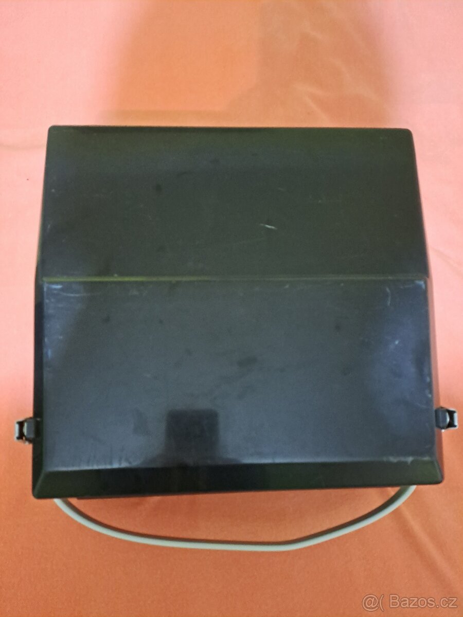 Magnetofon Tesla B41 černý