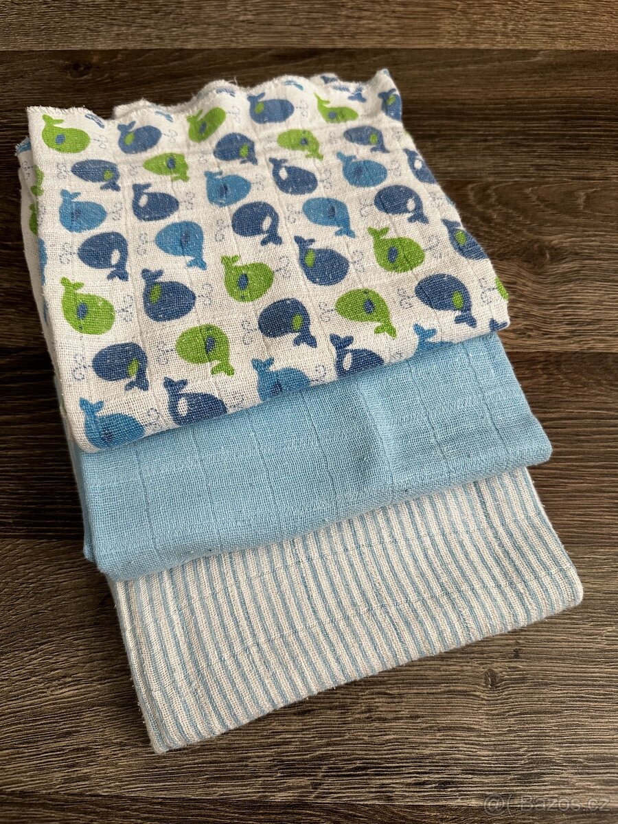 čtvercové pleny se vzorem, barevné