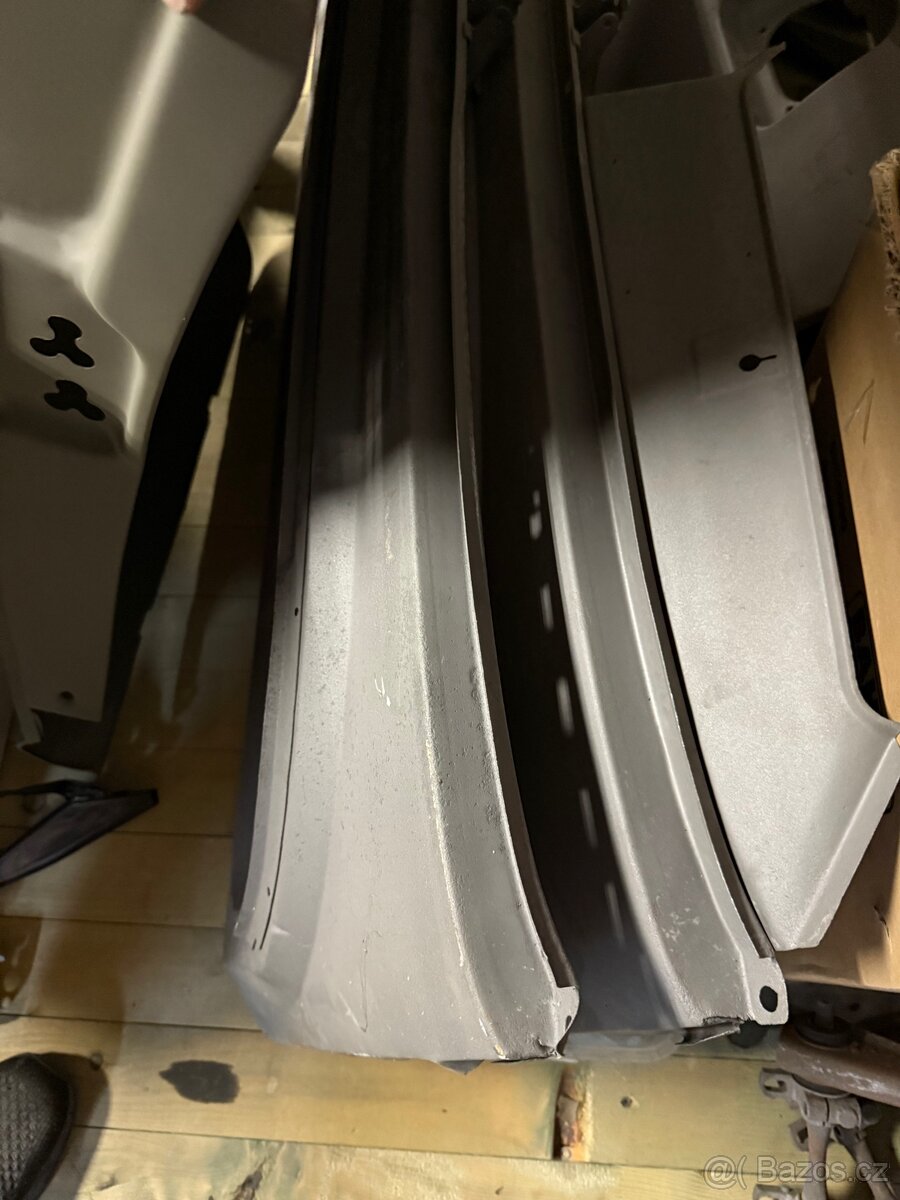 Prodáme díly na Škoda 1000 100 110