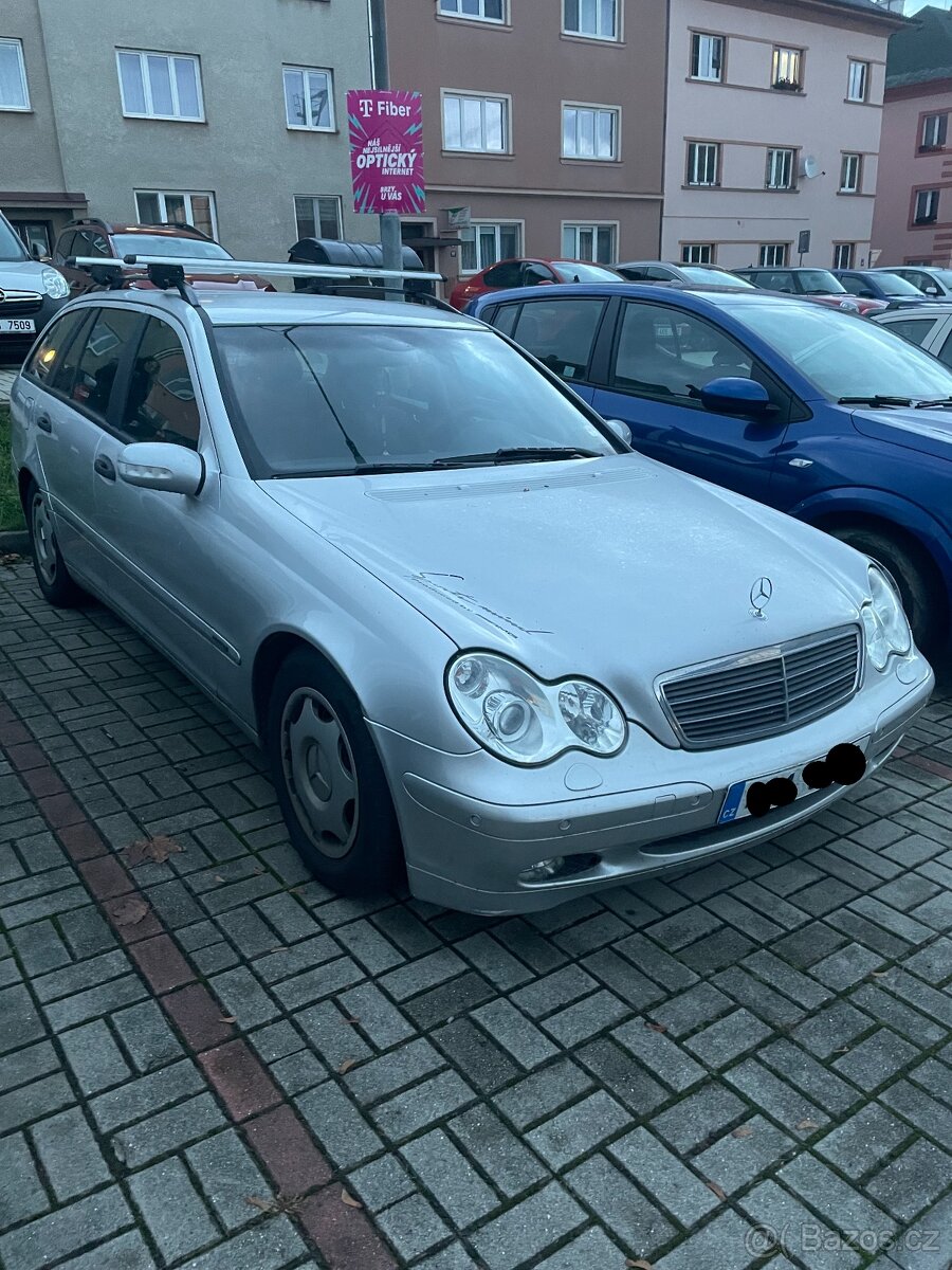Mercedes Benz C220CDi na opravu