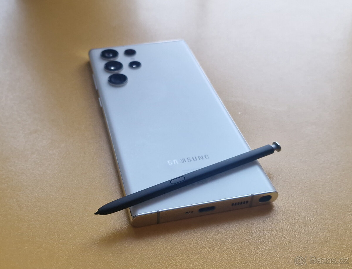 Samsung Galaxy S22 Ultra 12GB/256GB bílá