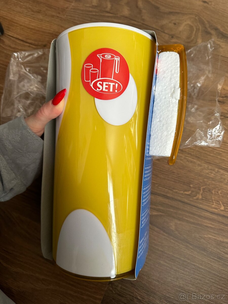 Sada džbán 2 litry + 2 poháry