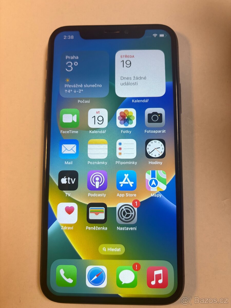 Apple iPhone X 64gb kondice baterie 100% s kabelem Cena 219