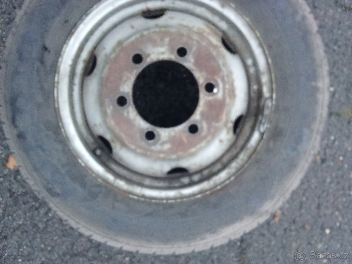 Sada zimních pneu na disku 4x 195/75/16C