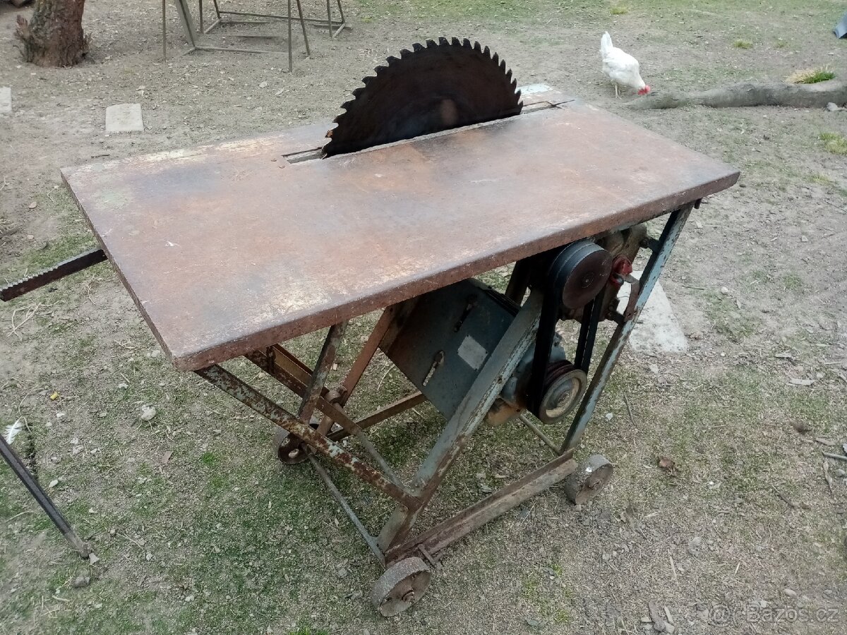 Cilkulárka s kolébkou