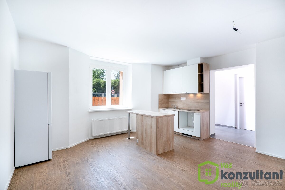 Pronájem bytu 2+kk 37 m², Praha - Smíchov, ev.č. 00941