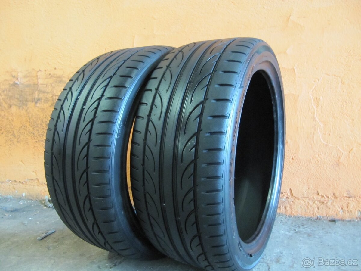 Pneu 225/40/18 Hankook