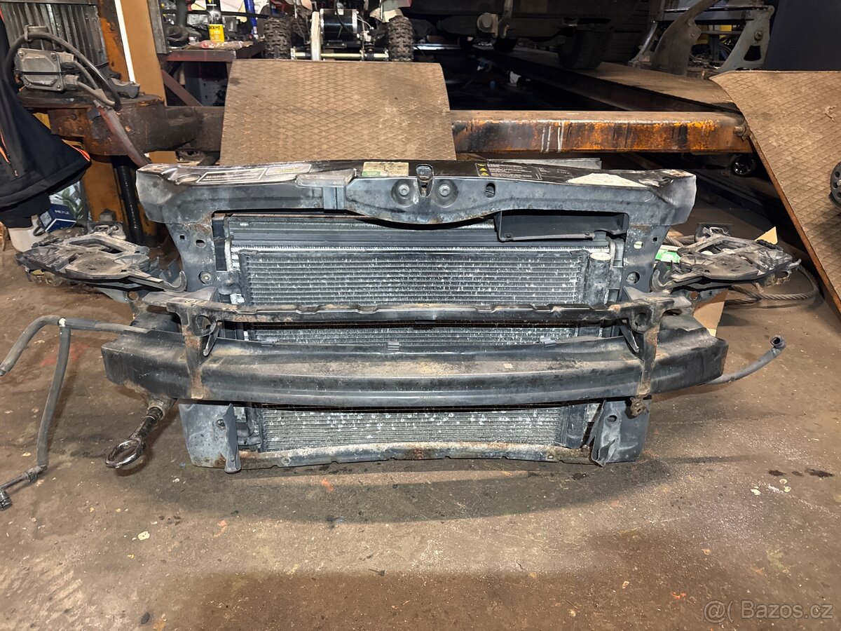 Octavia 2 hladinová stěna