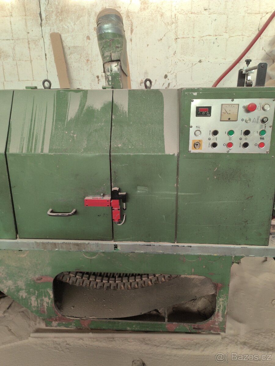 Rozmítací pila TOS Svitavy