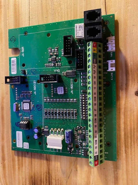 Ustředna JABLOTRON JA-82K