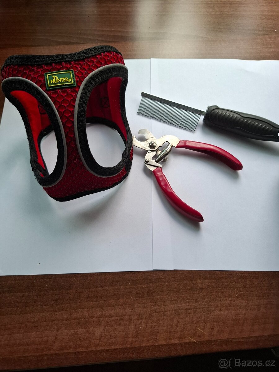 Prodám 3 ks chovatelských potřeb pro psy