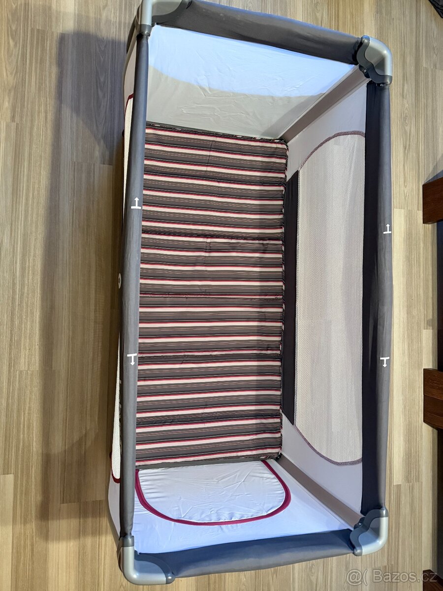 Cestovní postýlka Babymoov