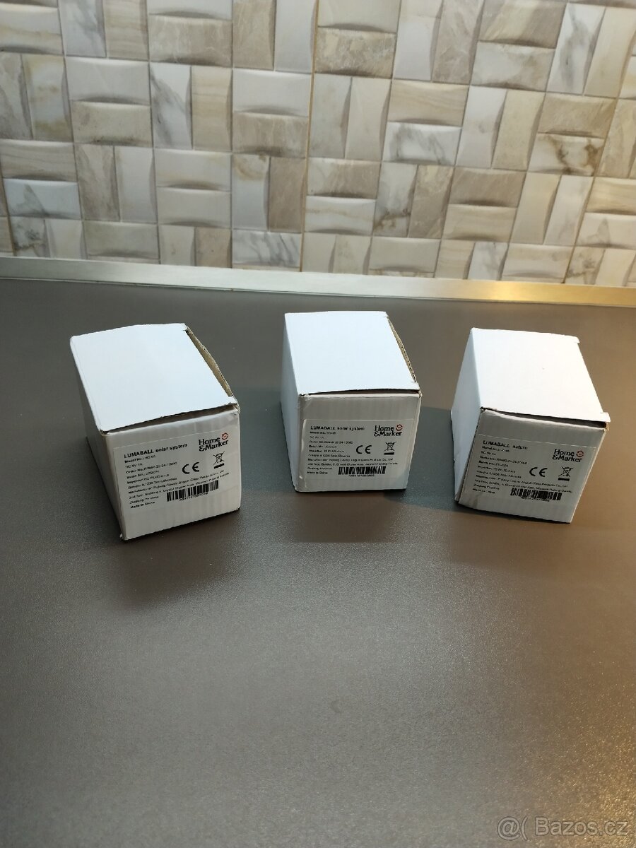 Lampička s křišťálové koule