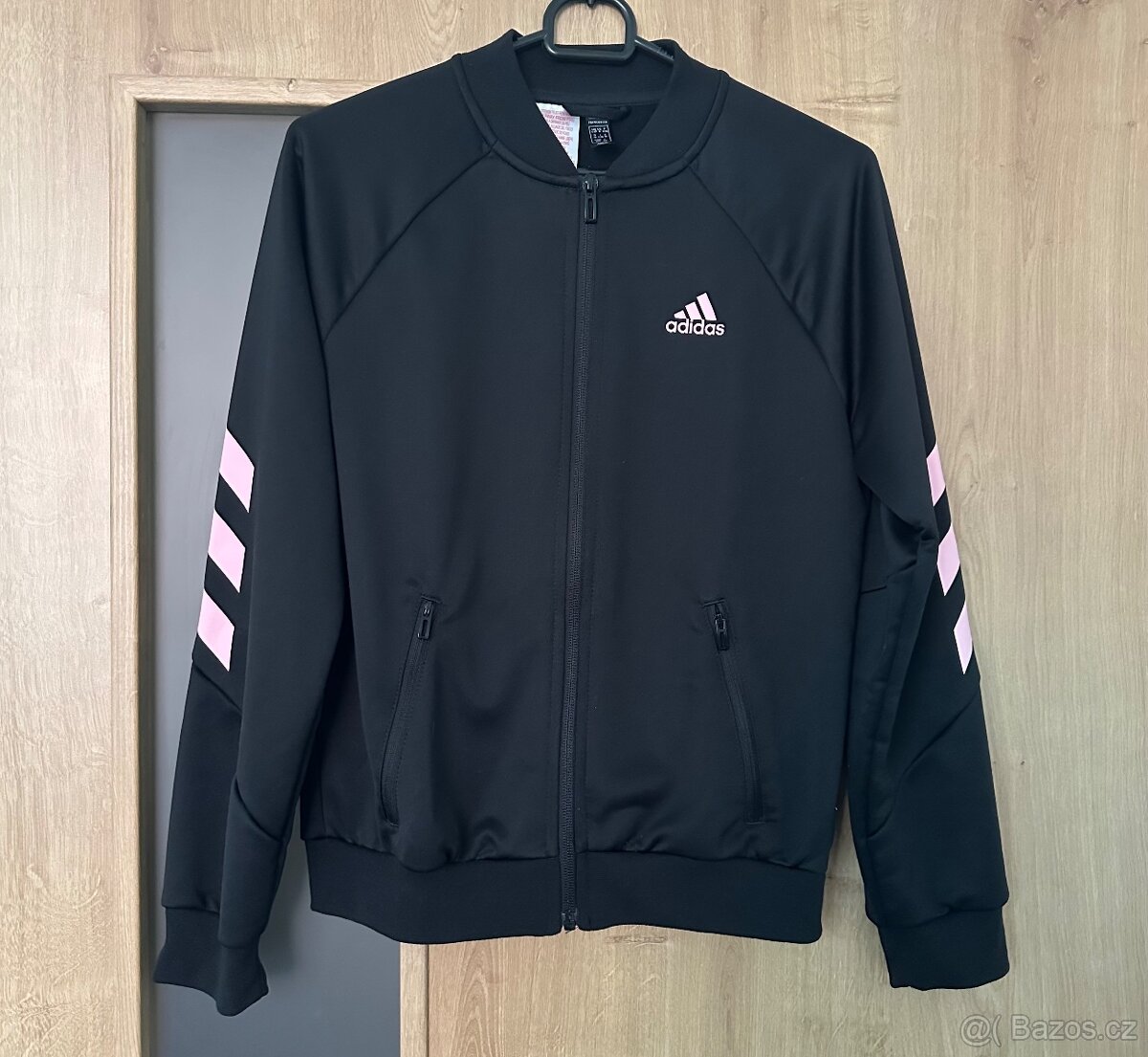 Adidas mikina vel. 152 (11-12 let)
