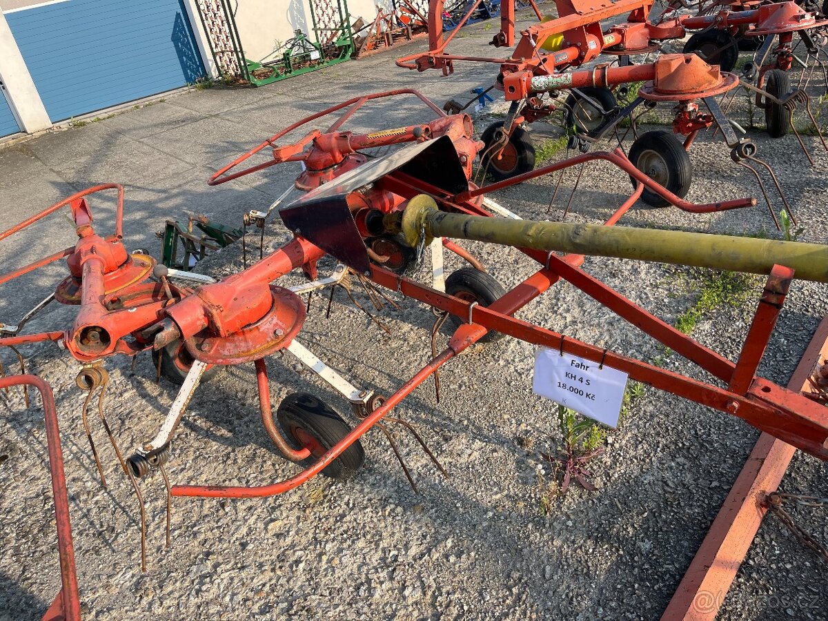 Obraceč tažený Fahr KH 4S