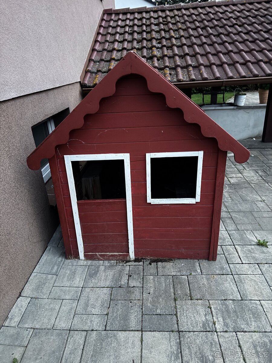 Prodám dětský domeček