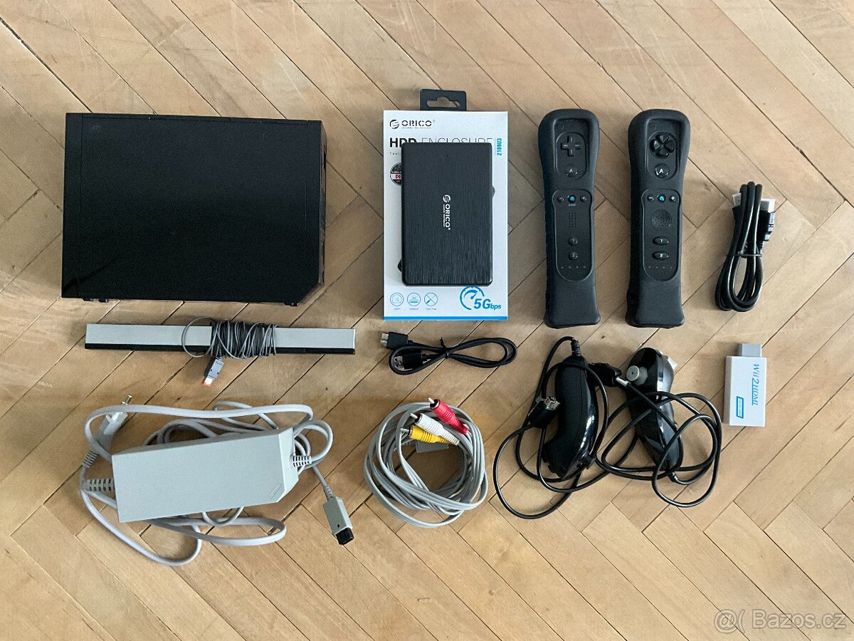 Nintendo Wii - 2 ovladače - HDD plný her (Rozprodej sbírky)