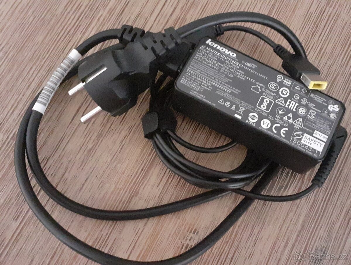 Nabíječka Lenovo