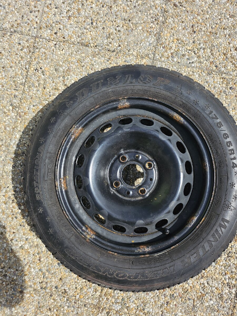 Sada zimni pneu a disk Dunlop 175/65/14
