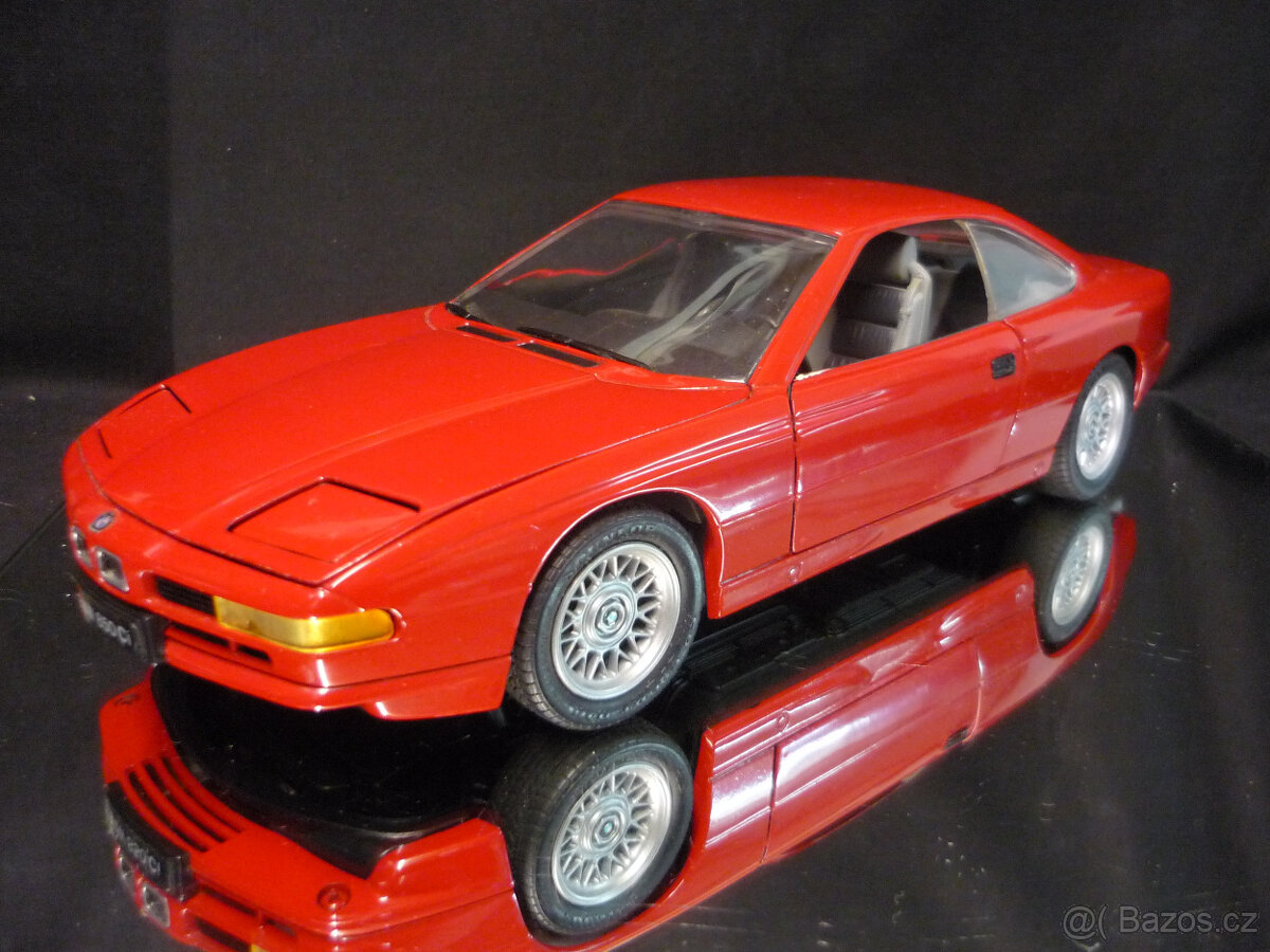 BMW 850 Ci Revell 1/18