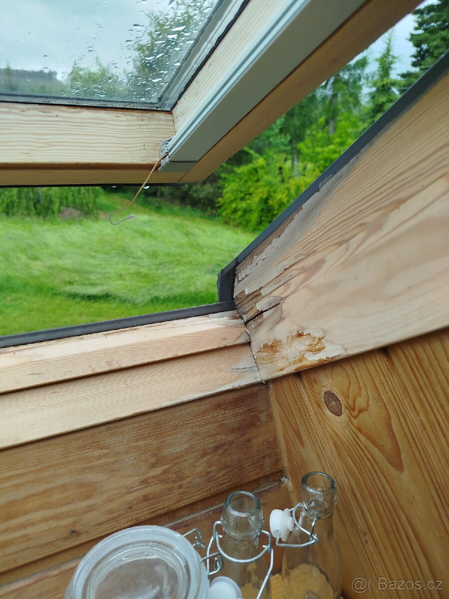 Střešní okna Velux dřevěná - odběr říjen 2025