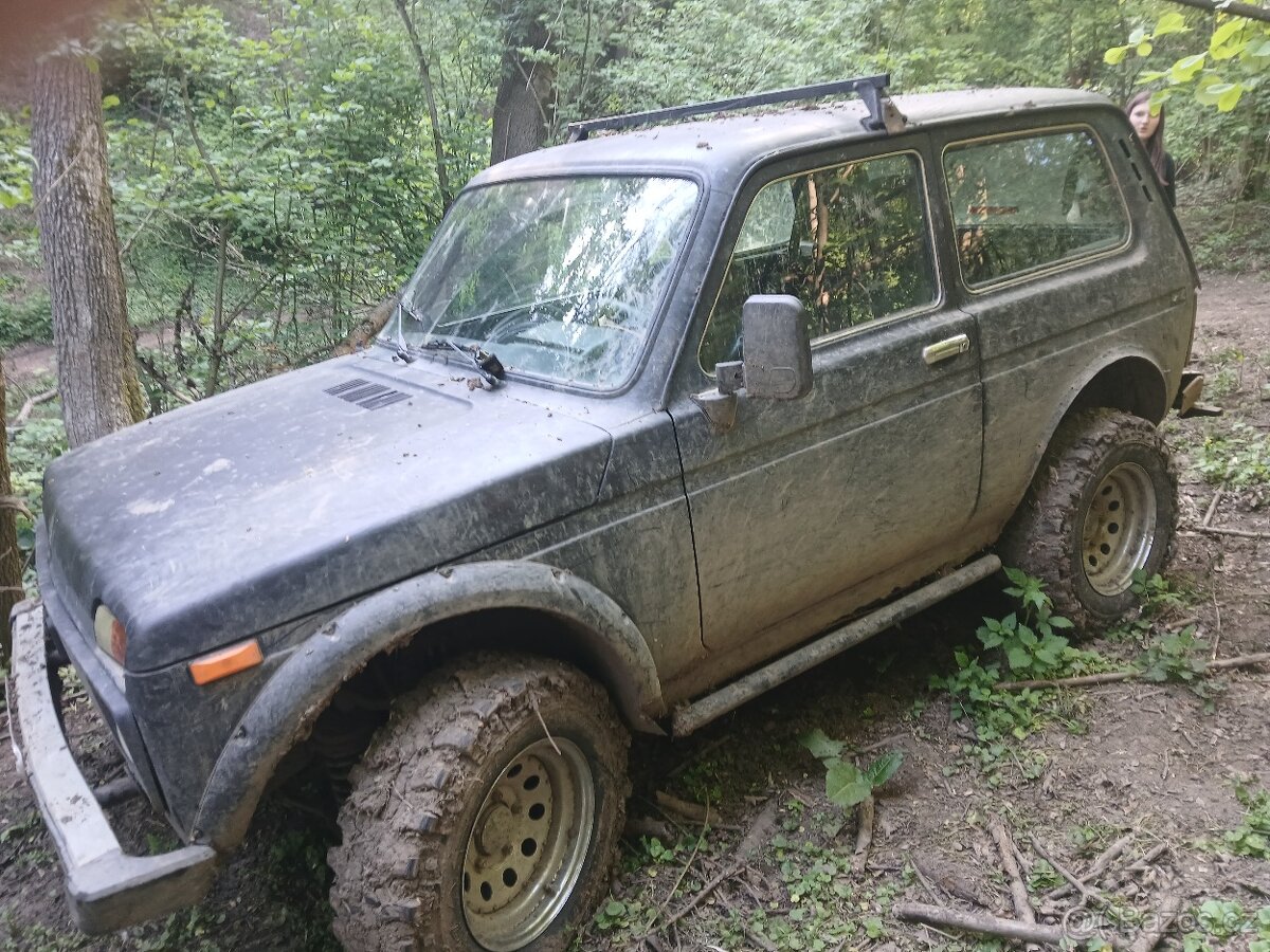 Lada Niva 1.7i r.v.2006(2121-4)