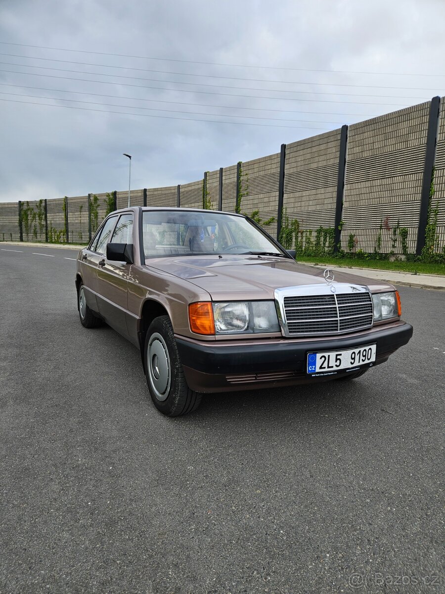 W201 190E