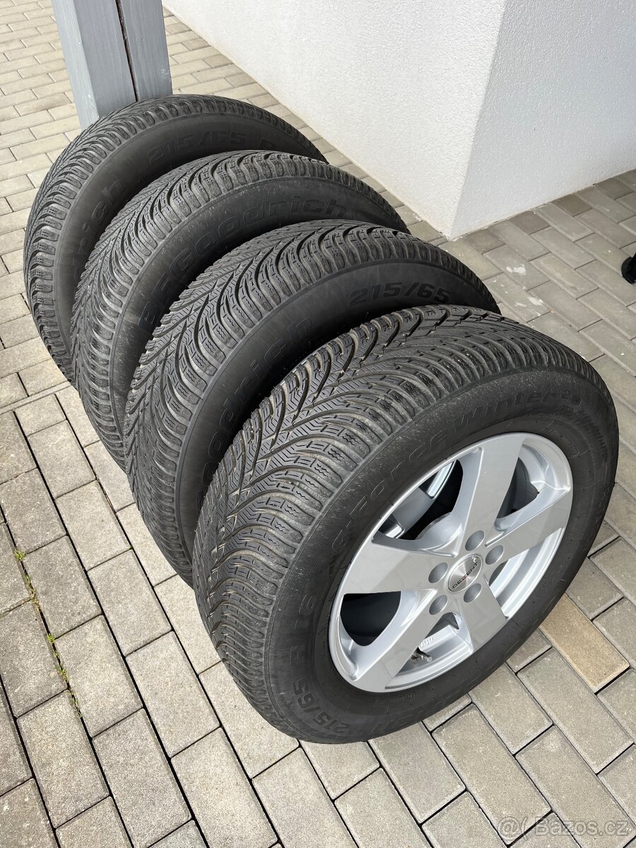 Dacia DUSTER ALU SADA ZIMNÍ VČ. PNEU