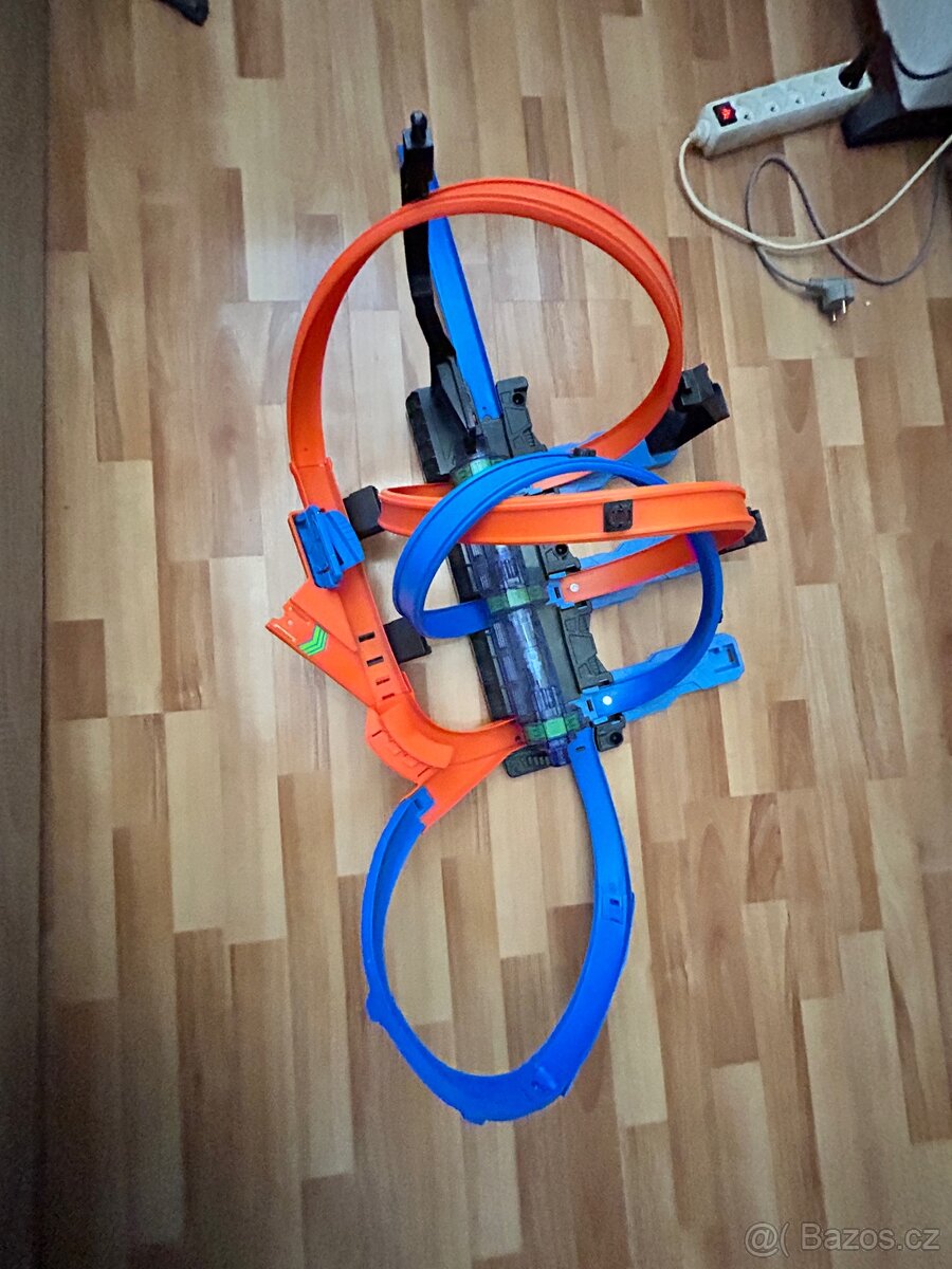 Hot wheels dráha