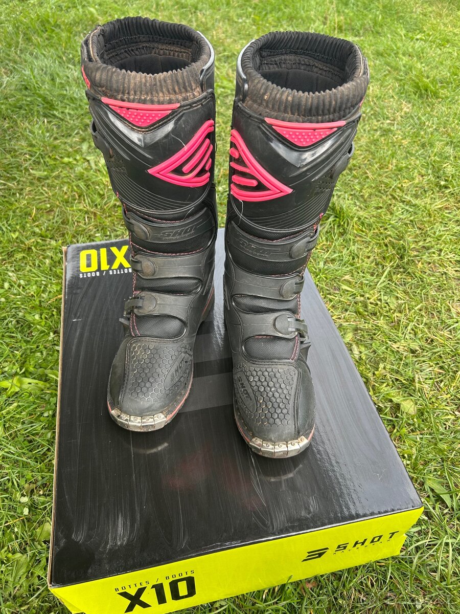Mx boty SHOT