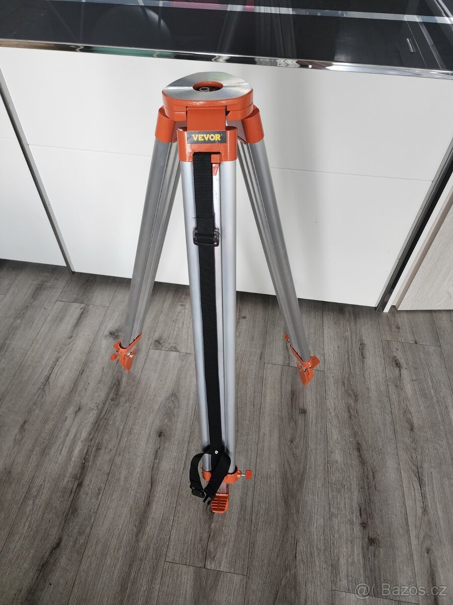 VEVOR hliníkový stativ pro laserové a nivelační přístroje