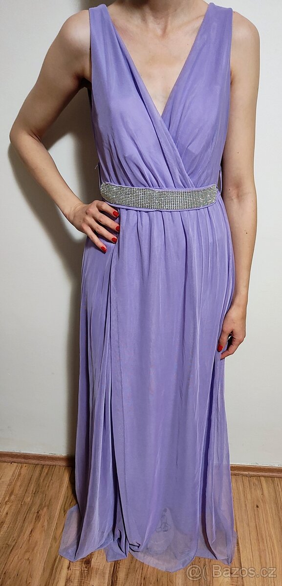 Zánovní plesové šaty