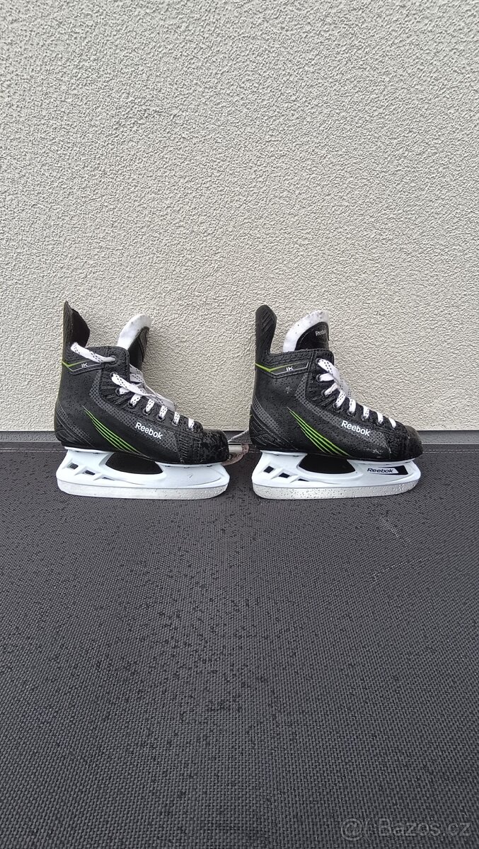 Lední brusle Reebok velikost 33