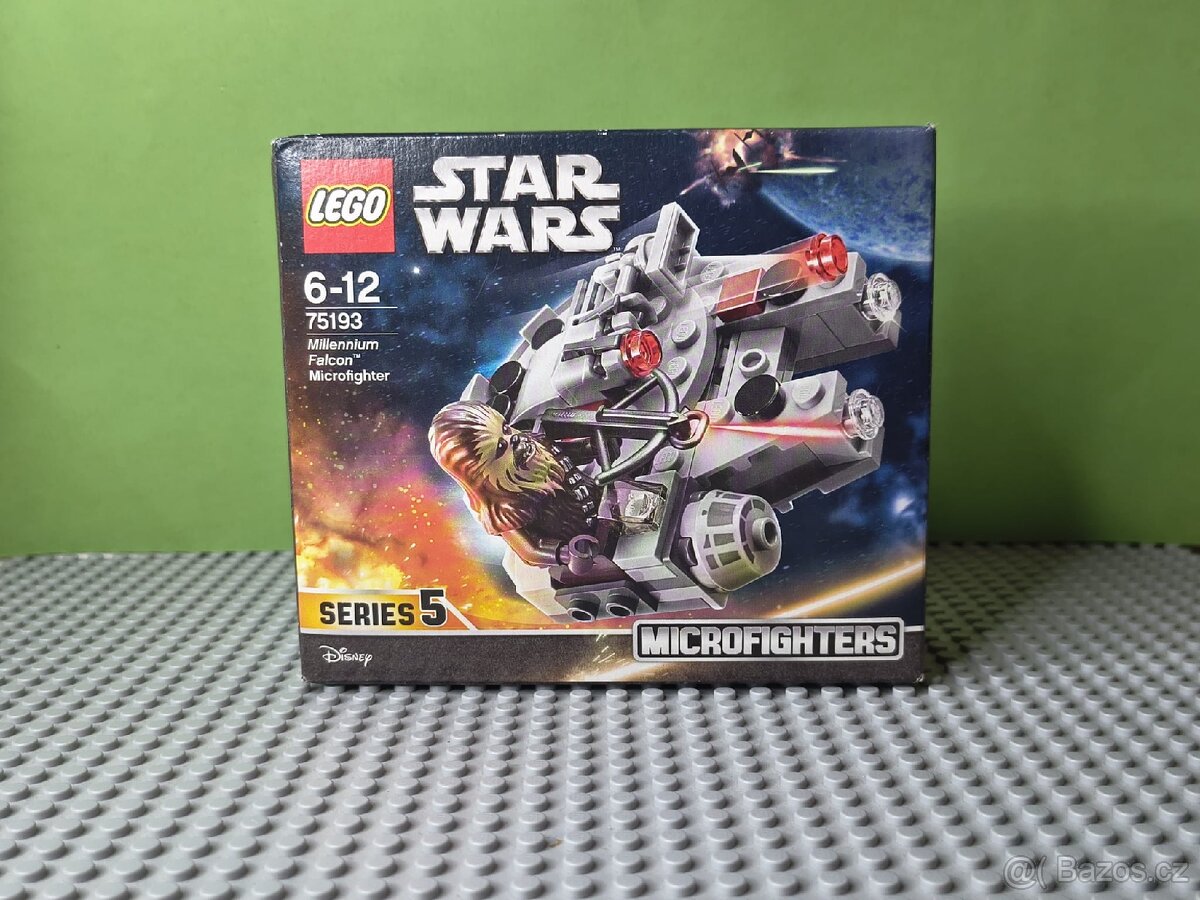 LEGO Star Wars set 75193 Millenium Falcon Microfighter