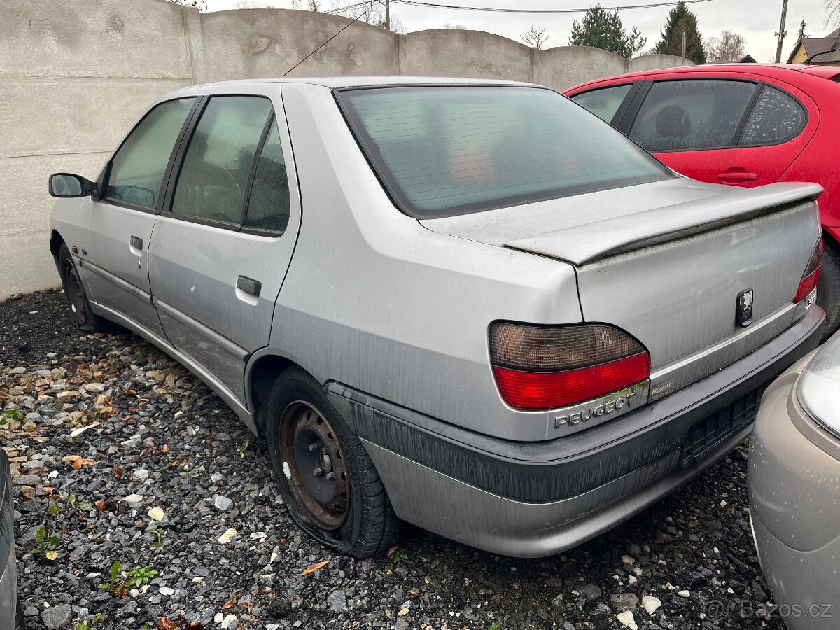 Peugeot 306 1.6 65kW - sedan