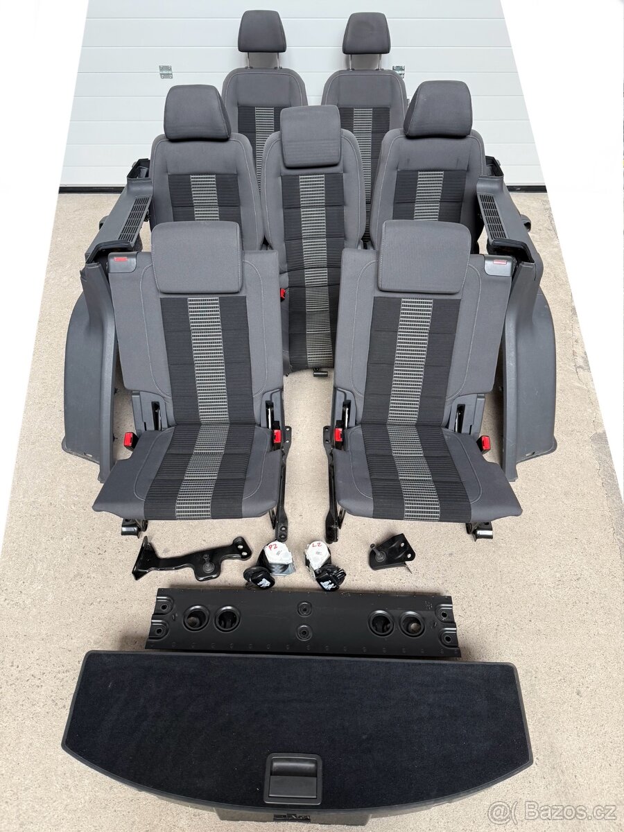 Sedačky Volkswagen Touran 7 míst