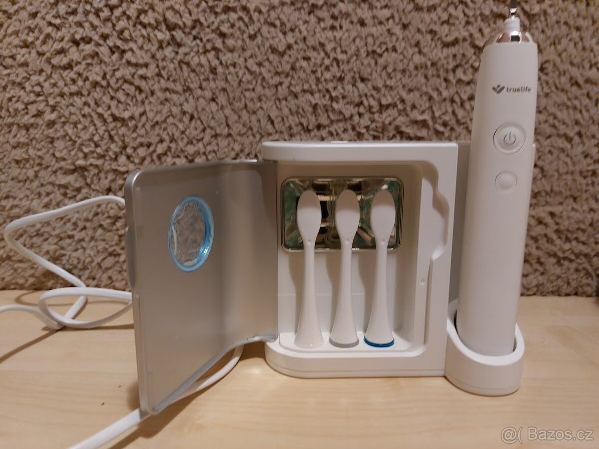 Elektrický zubní kartáček