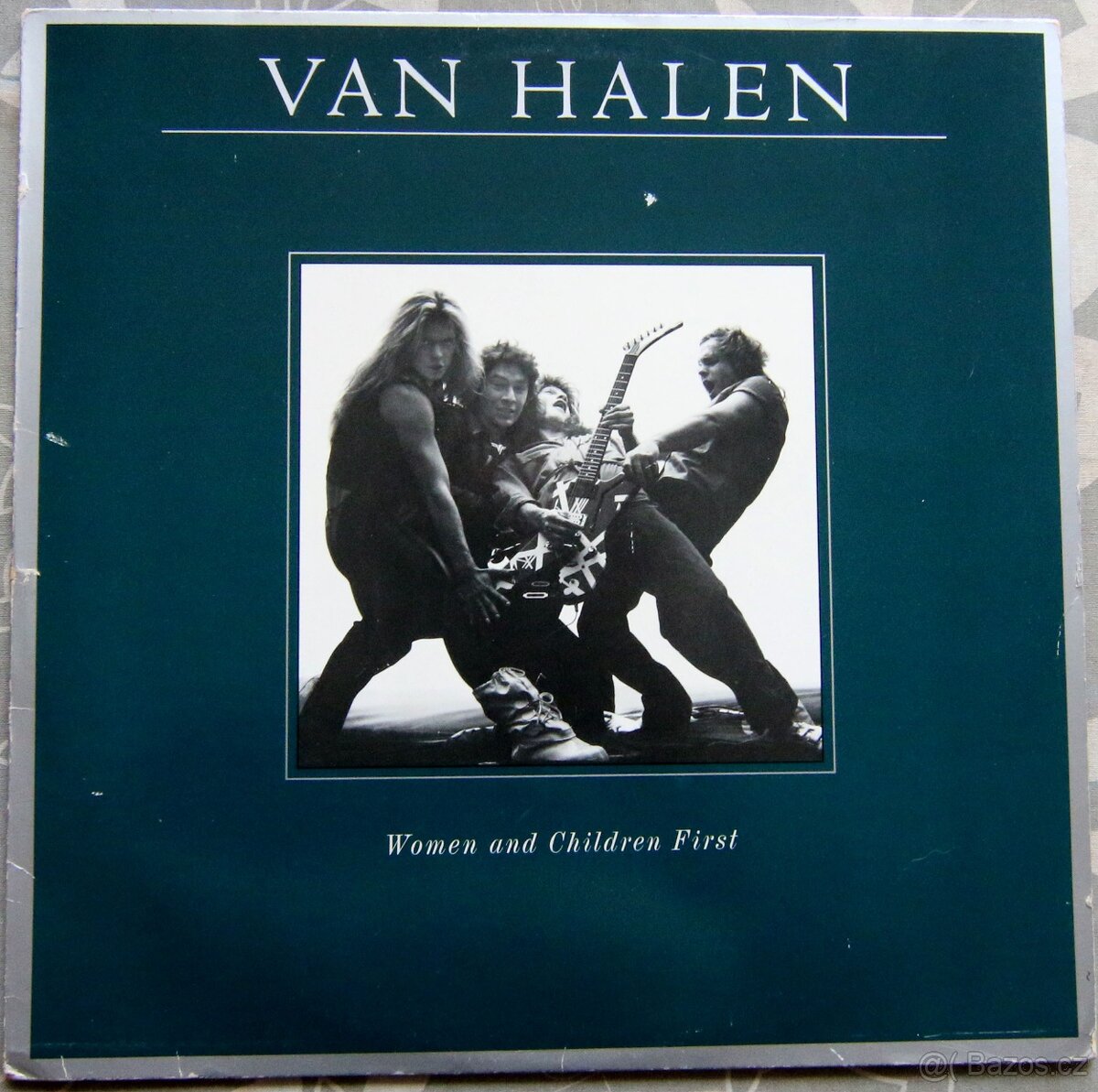 LP deska - Van Halen - Women and Children First
