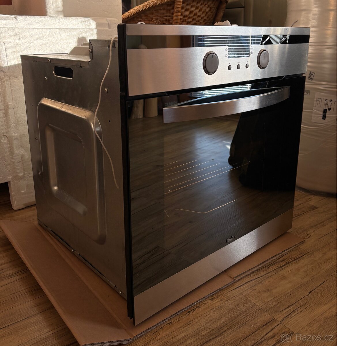 Vestavěná trouba AMICA EBP 7552