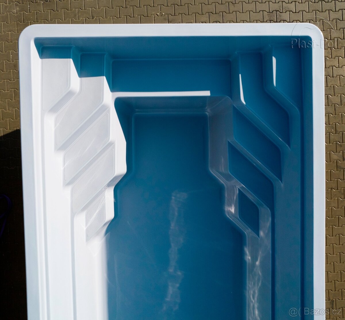 Laminátový bazén s tepelnou izolací